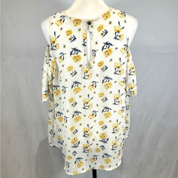 Jolt white and yellow cold shoulder floral top size XL - Picture 3 of 5